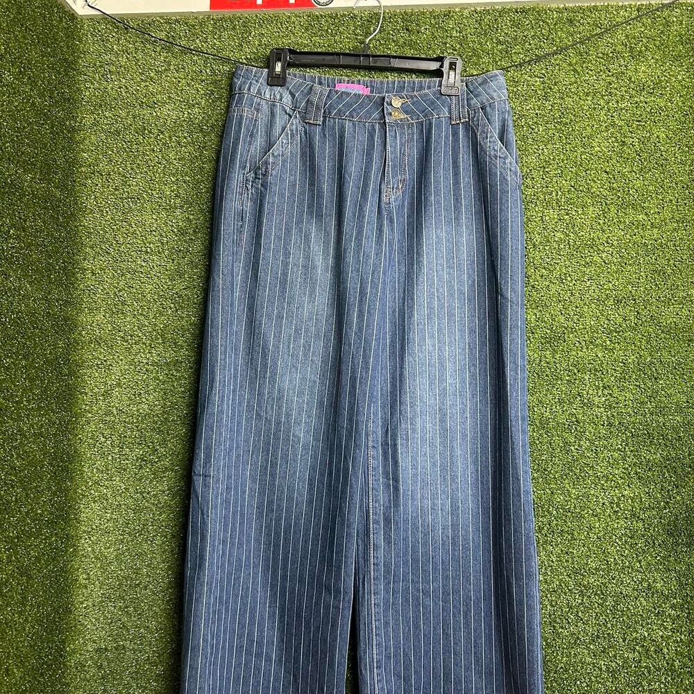 Edikted Women's Blue and Navy Jeans